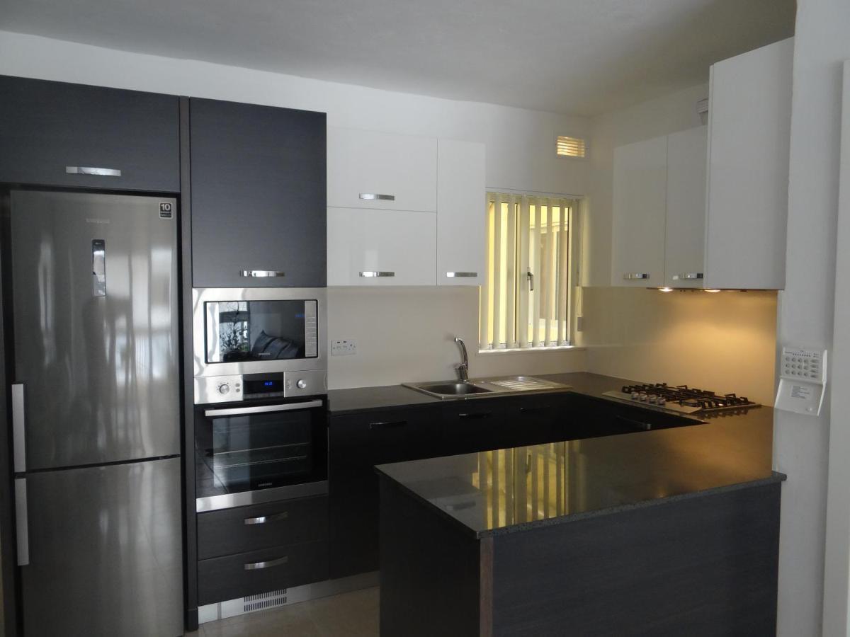 מרססקלה Modern Two Bedroom Sea View Apartment מראה חיצוני תמונה